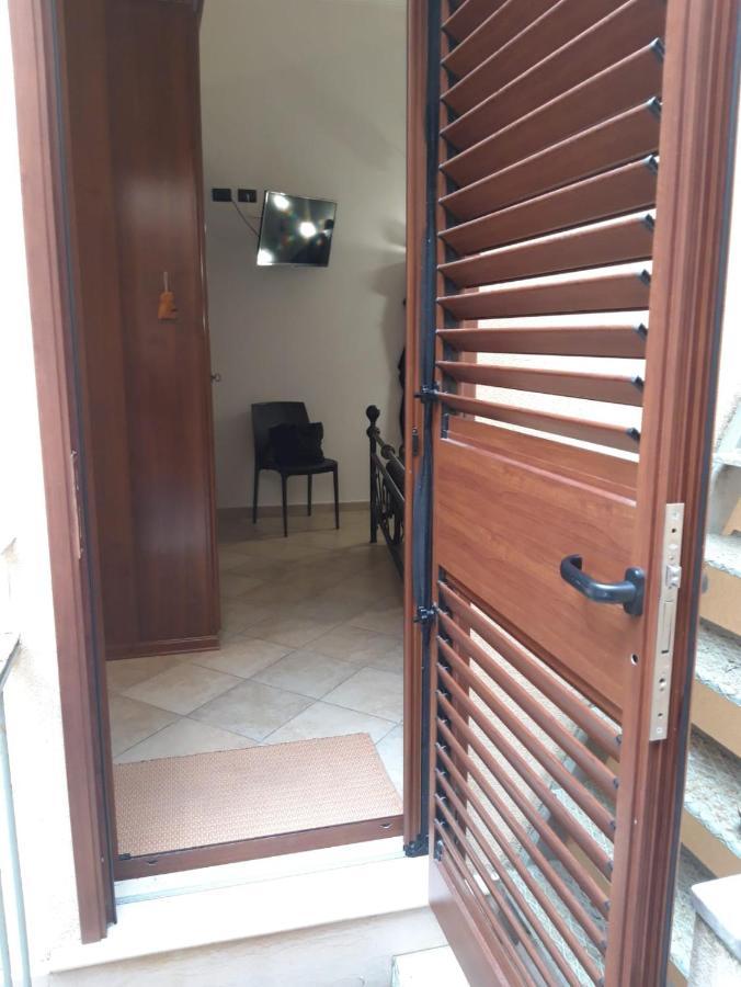 Casa Ale Bed & Breakfast Brindisi Luaran gambar